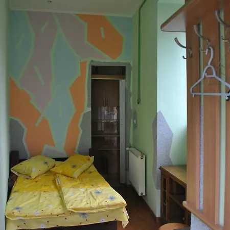 Comfort Hostel *